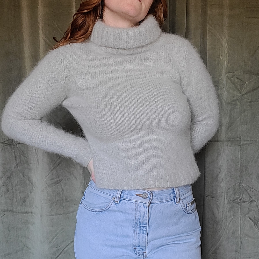 Vintage Poetcore Office Siren Mobwife Preppy Coastal Soft Grey Wool Turtlneck